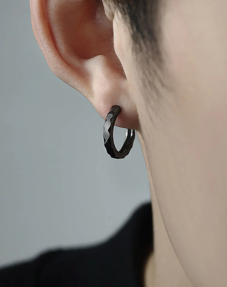 Eclipse Black Earrings