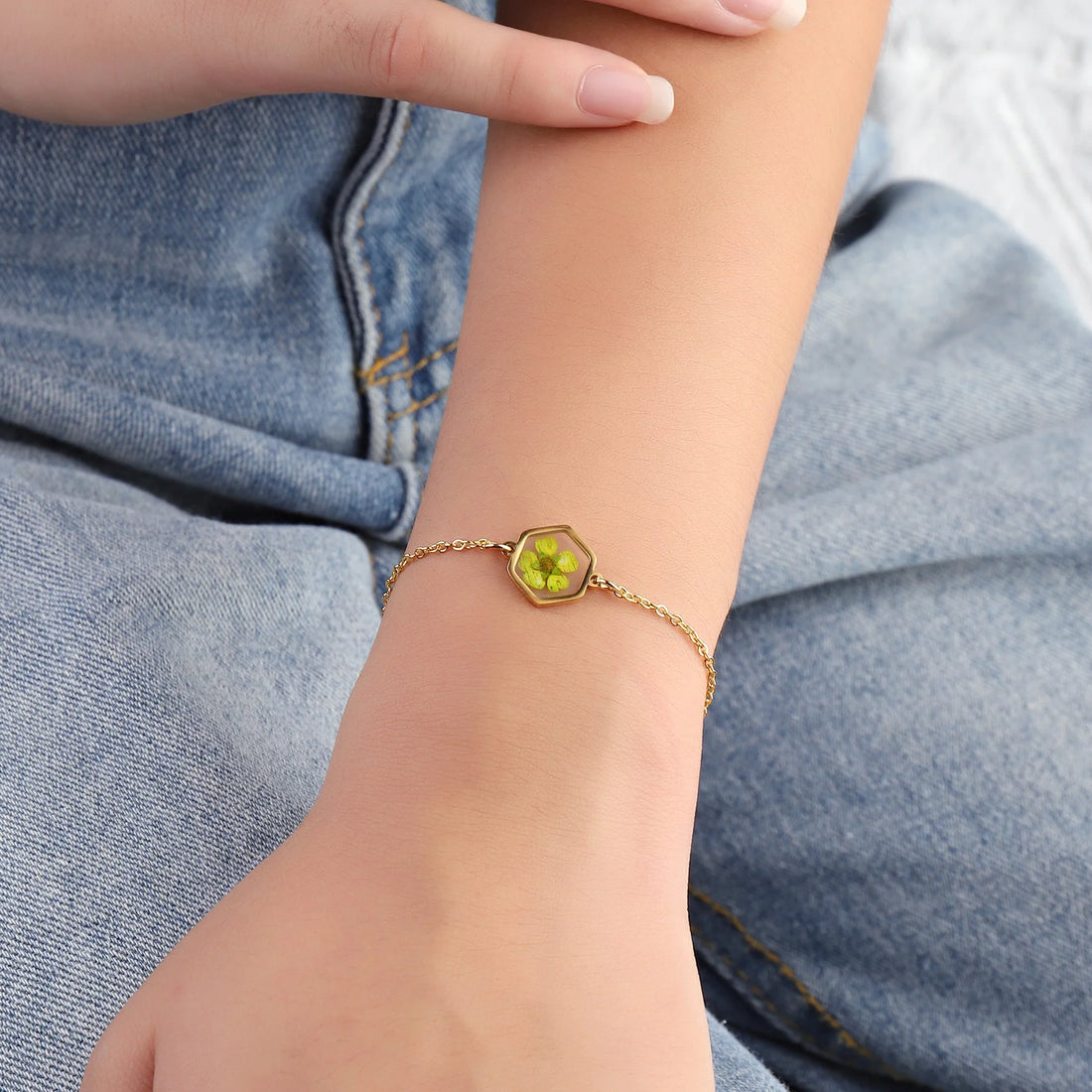 Luminescent Resin Gold Bracelet