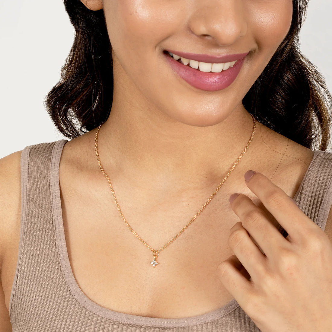 Bewitched Minimalist Star Gold Necklace