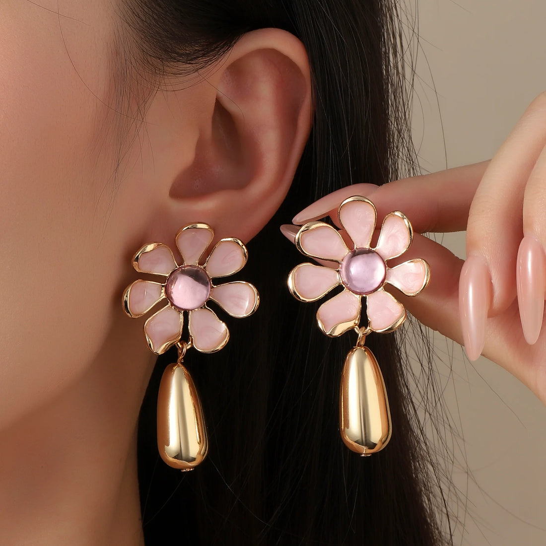 Lavish Floral Drop Gold Earring