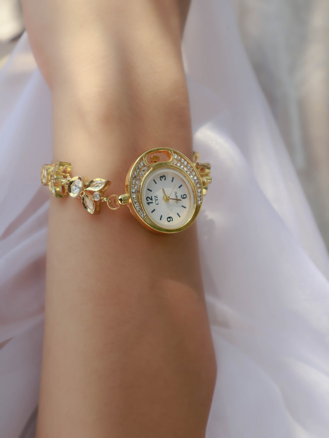 Kundan Wrist gold-plated Watch