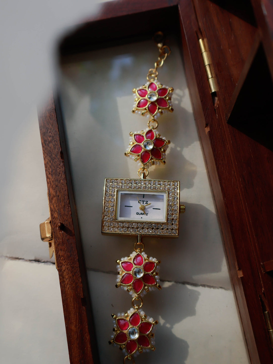 Kundan Pink Floral Wrist Watch