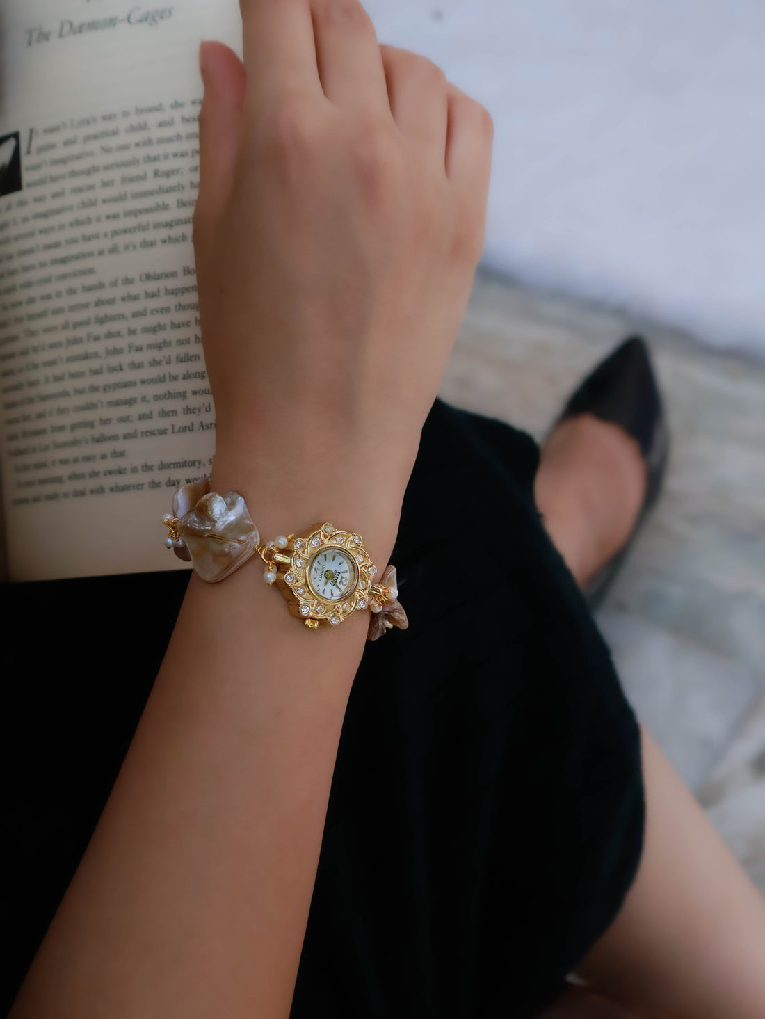 Baroque Pearls Wrist Watch
