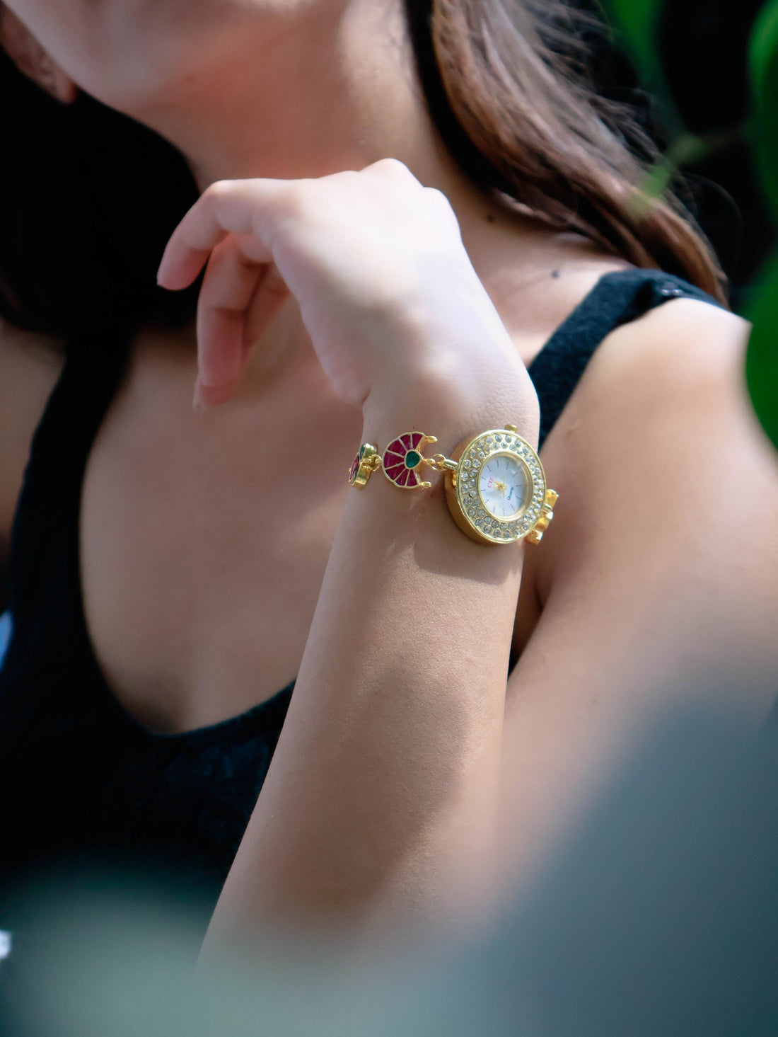 Red-Green Kundan Wrist Watch