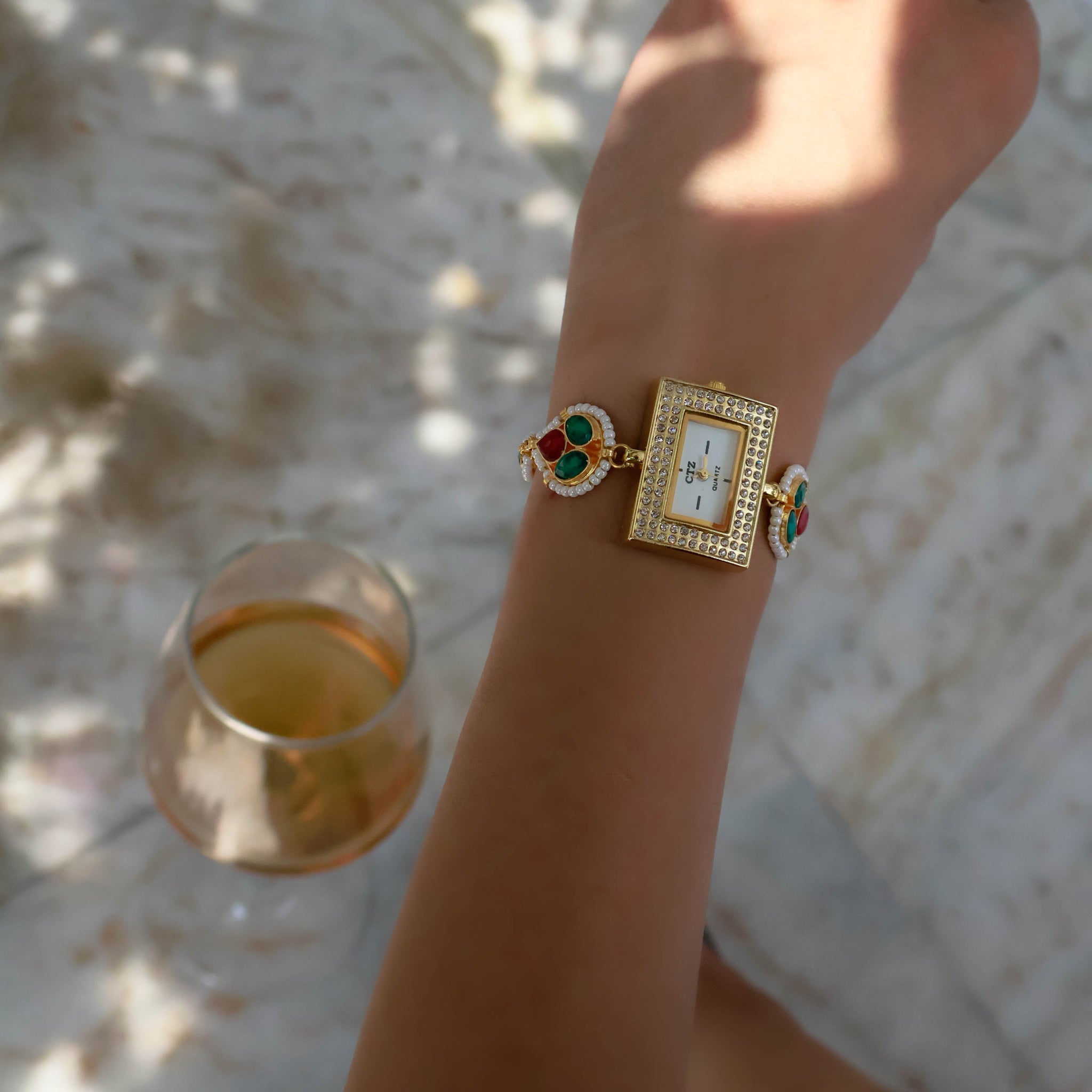 Red-Green Kundan Wrist Women Watch