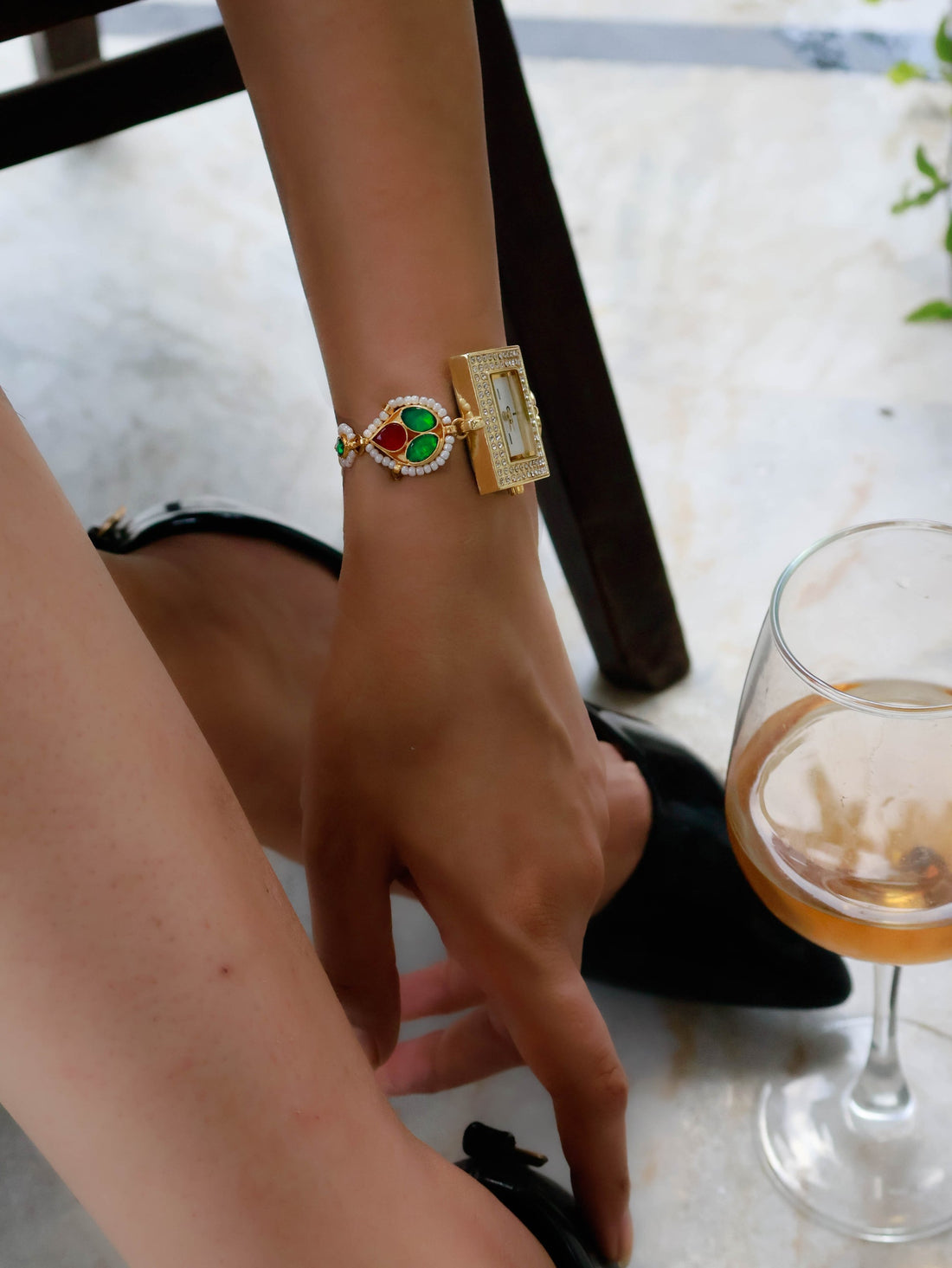 Red-Green Kundan Wrist Women Watch