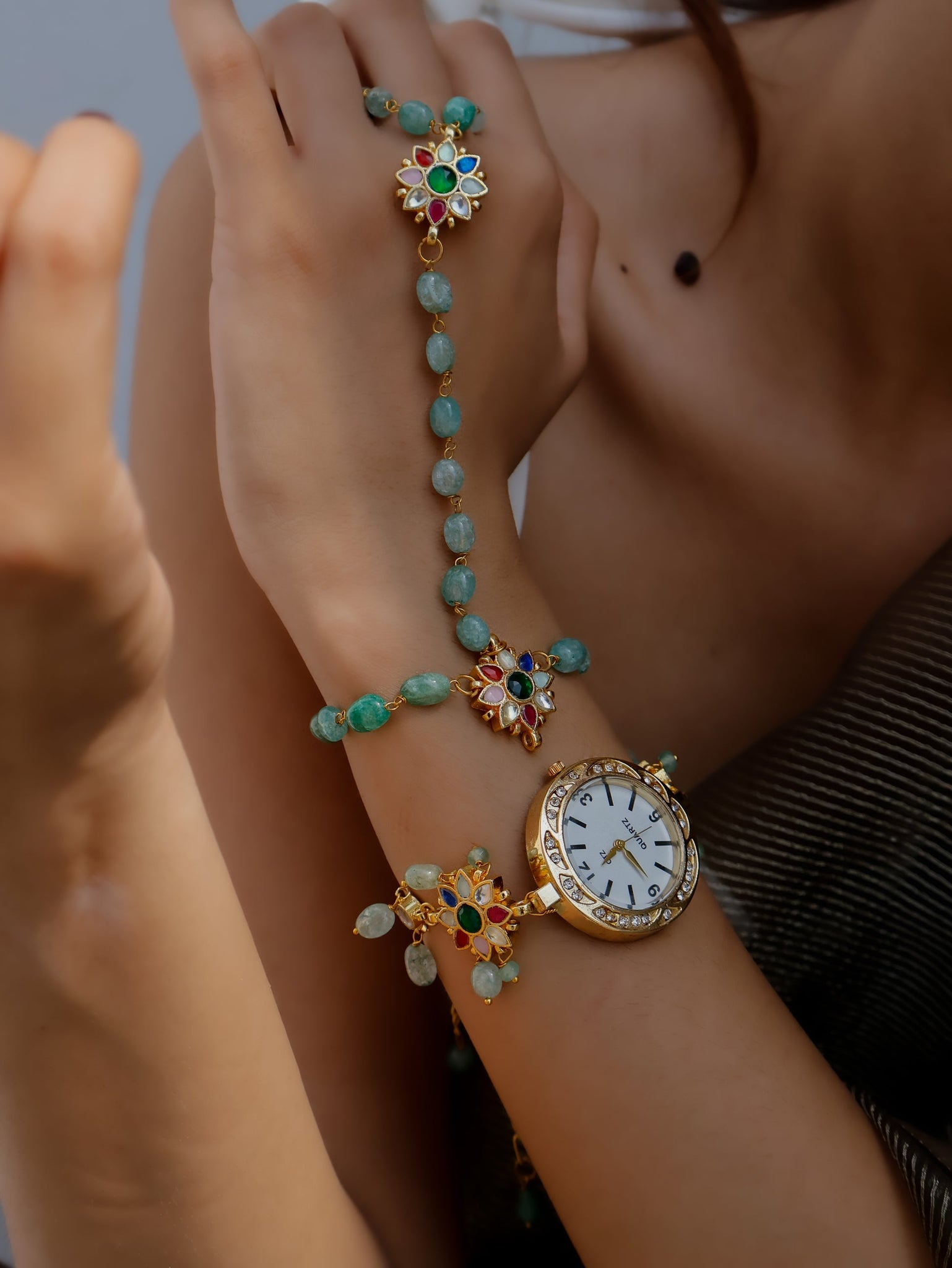 Multicolored Floral Wrist Watch & Hathphool Set