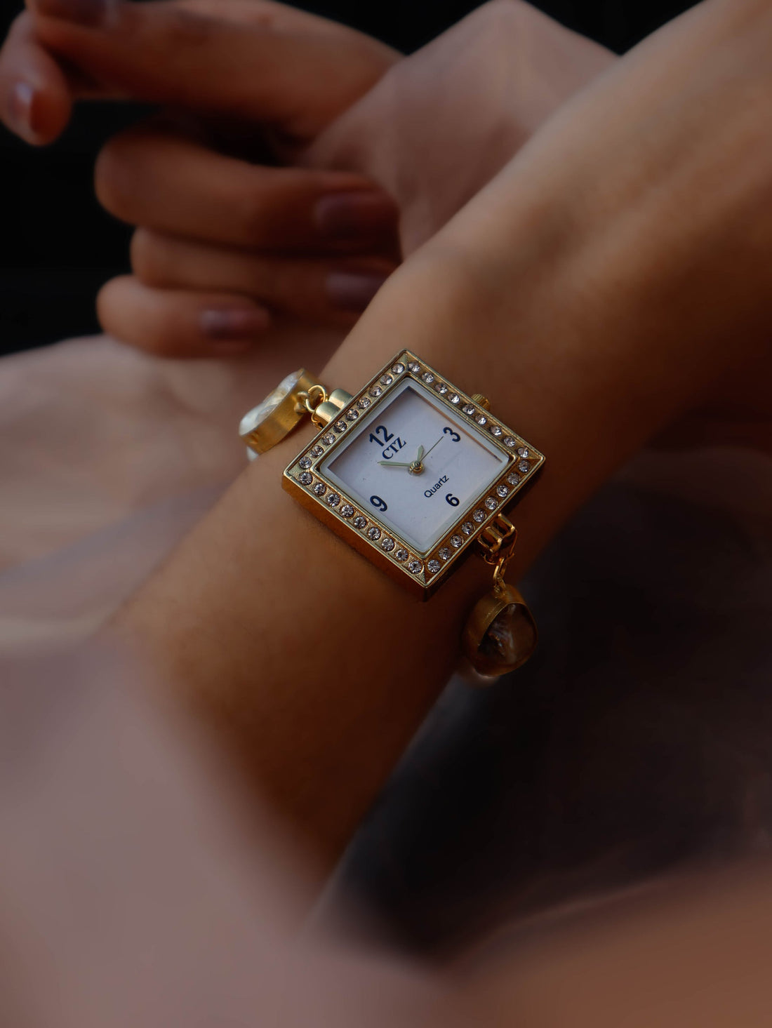 Baroque Wrist Chain Watch
