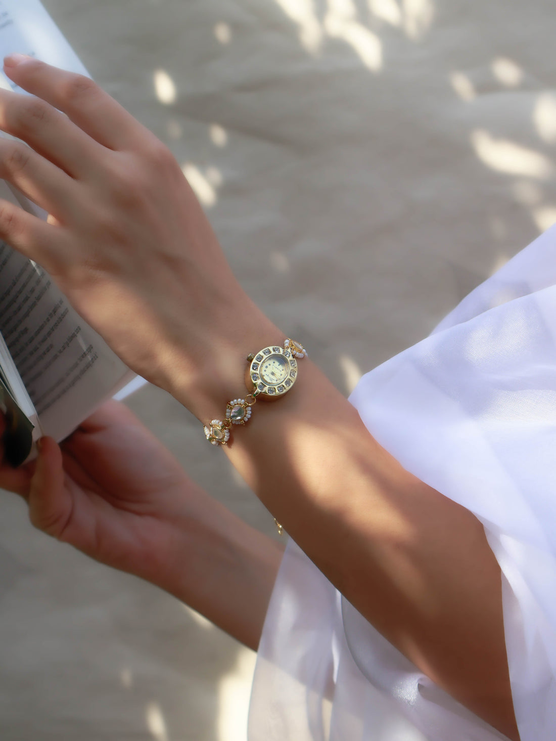 Kundan Wrist Chain Watch
