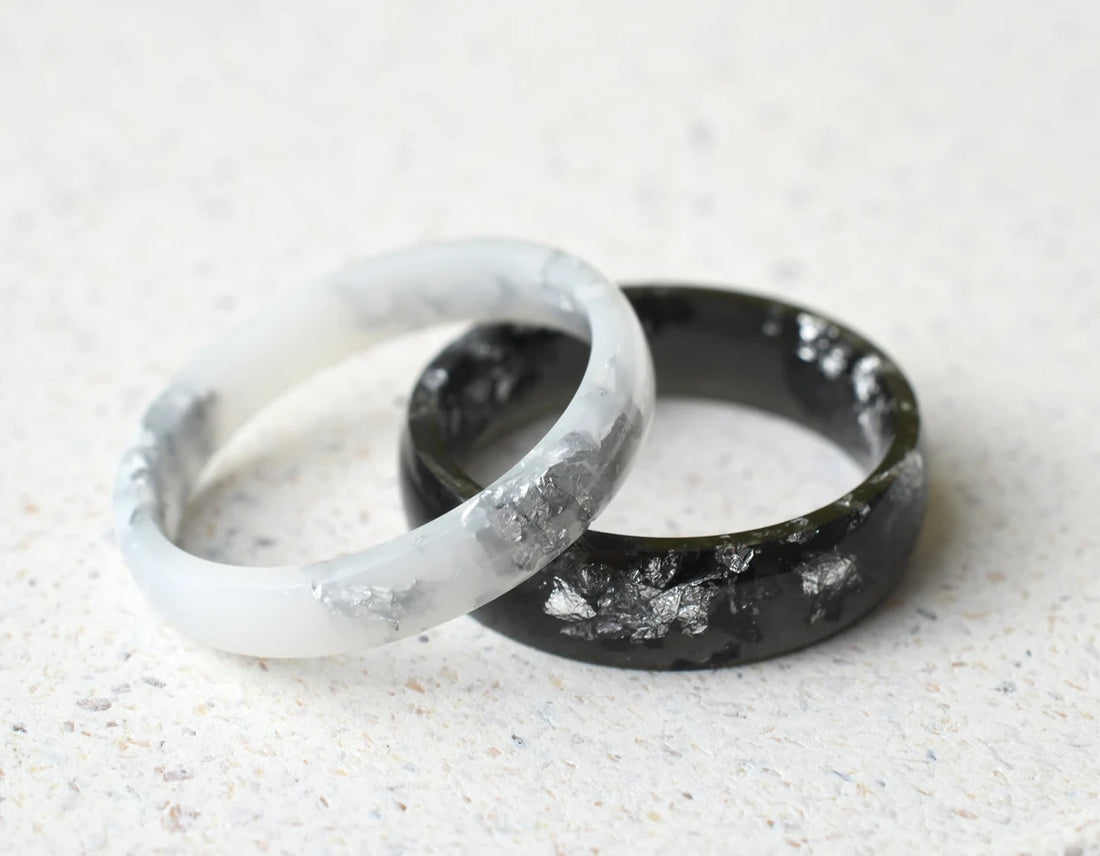 Matching Couples Ring set - Black and white with Silver Leaf - His and Hers Band Ring - Epoxy Resin Ring