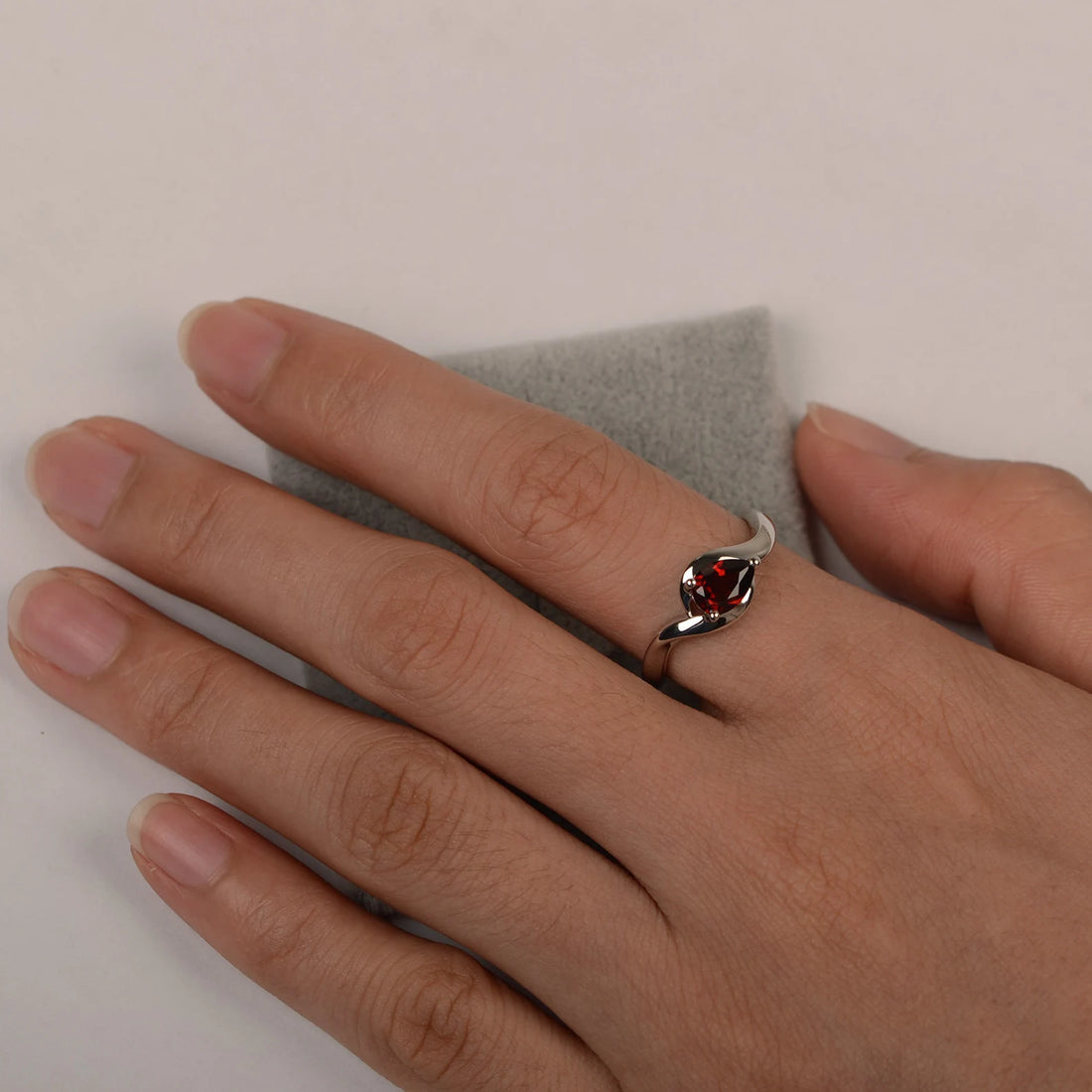 Red garnet ring