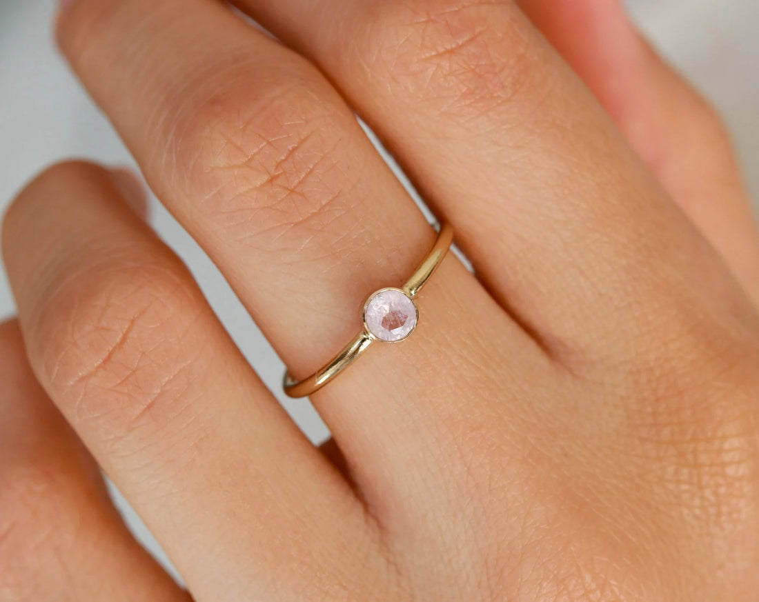 Rose quartz ring