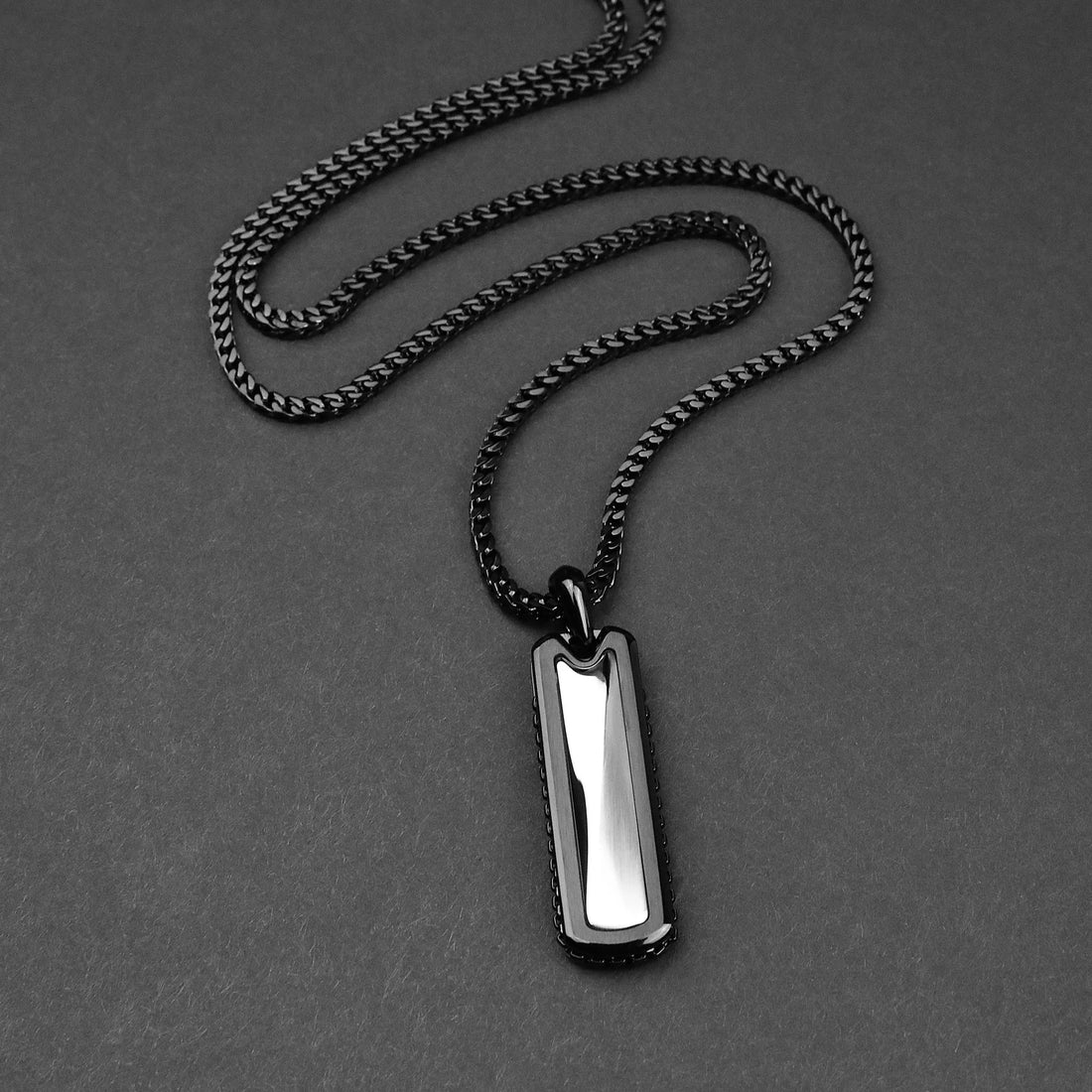 Brim Bar Necklace Pendant