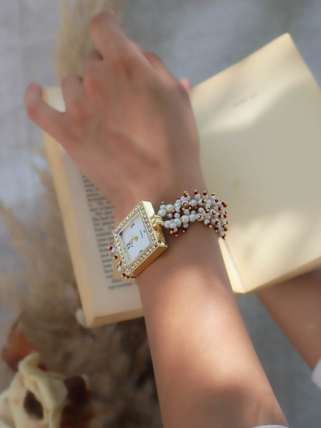 Pearl Red Wrist Watch