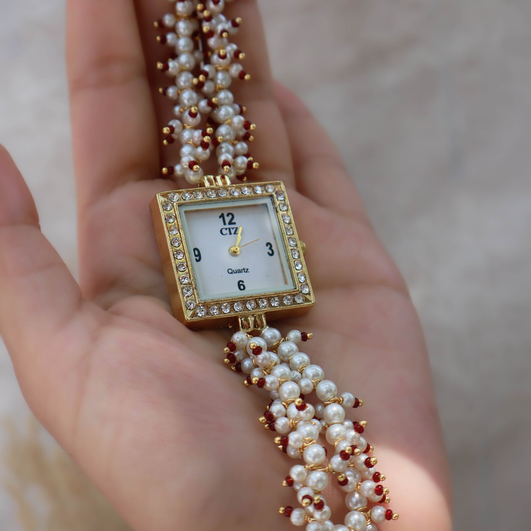 Pearl Red Wrist Watch